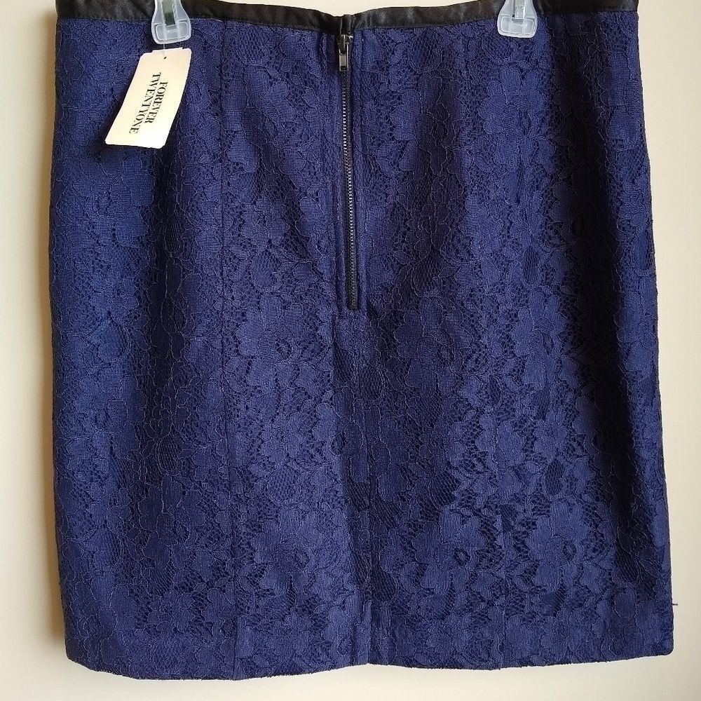 Forever Twenty-One Lace Pencil Skirt - Size Medium